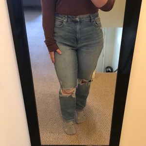 American Eagle Curvy Stretch Mom Jeans